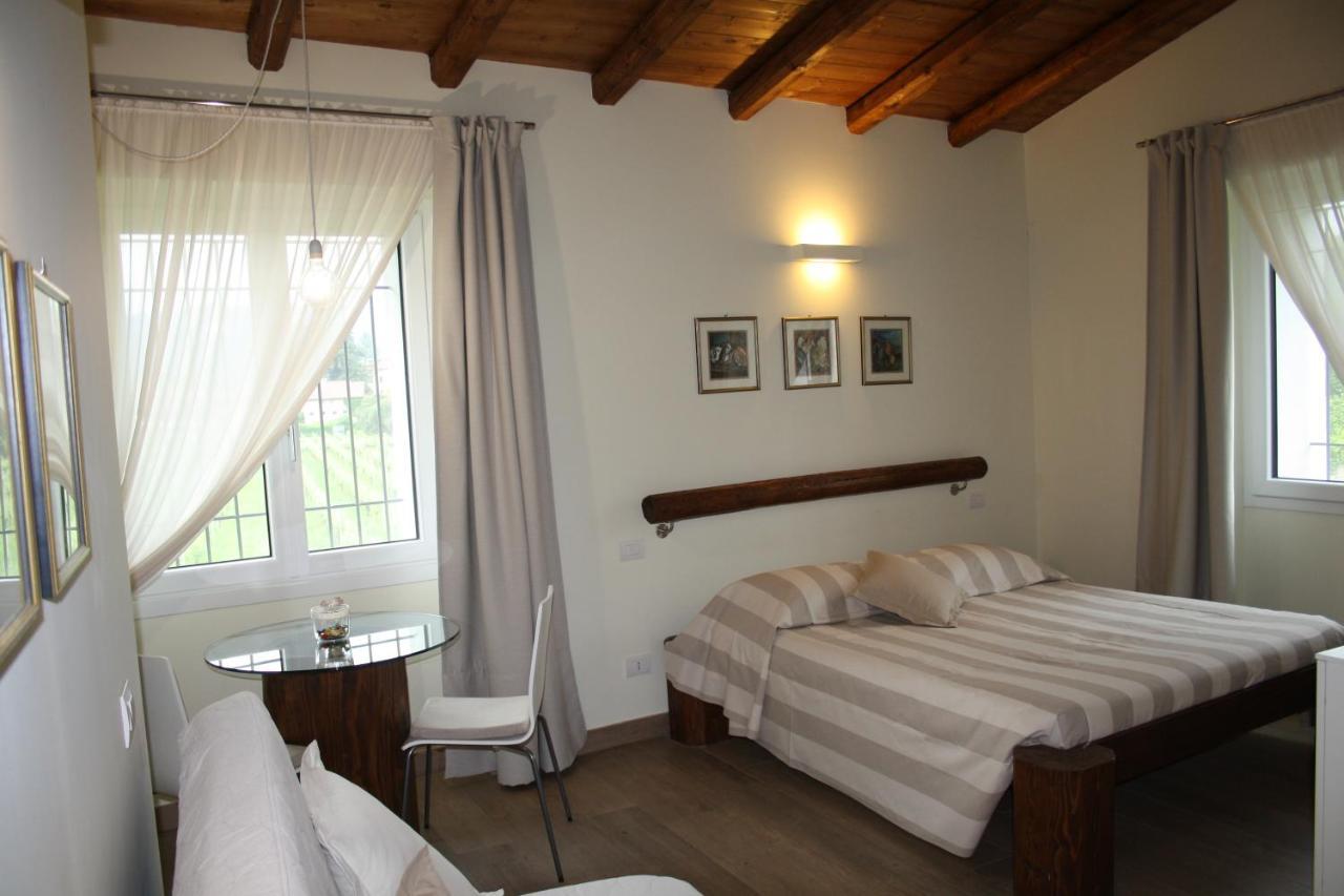 Cascina San Martino Bed & Breakfast Passirano Eksteriør bilde