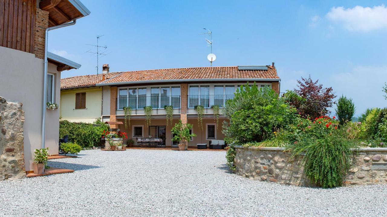 Cascina San Martino Bed & Breakfast Passirano Eksteriør bilde