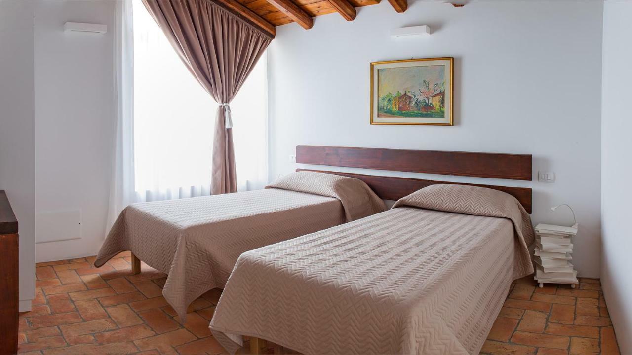Cascina San Martino Bed & Breakfast Passirano Eksteriør bilde