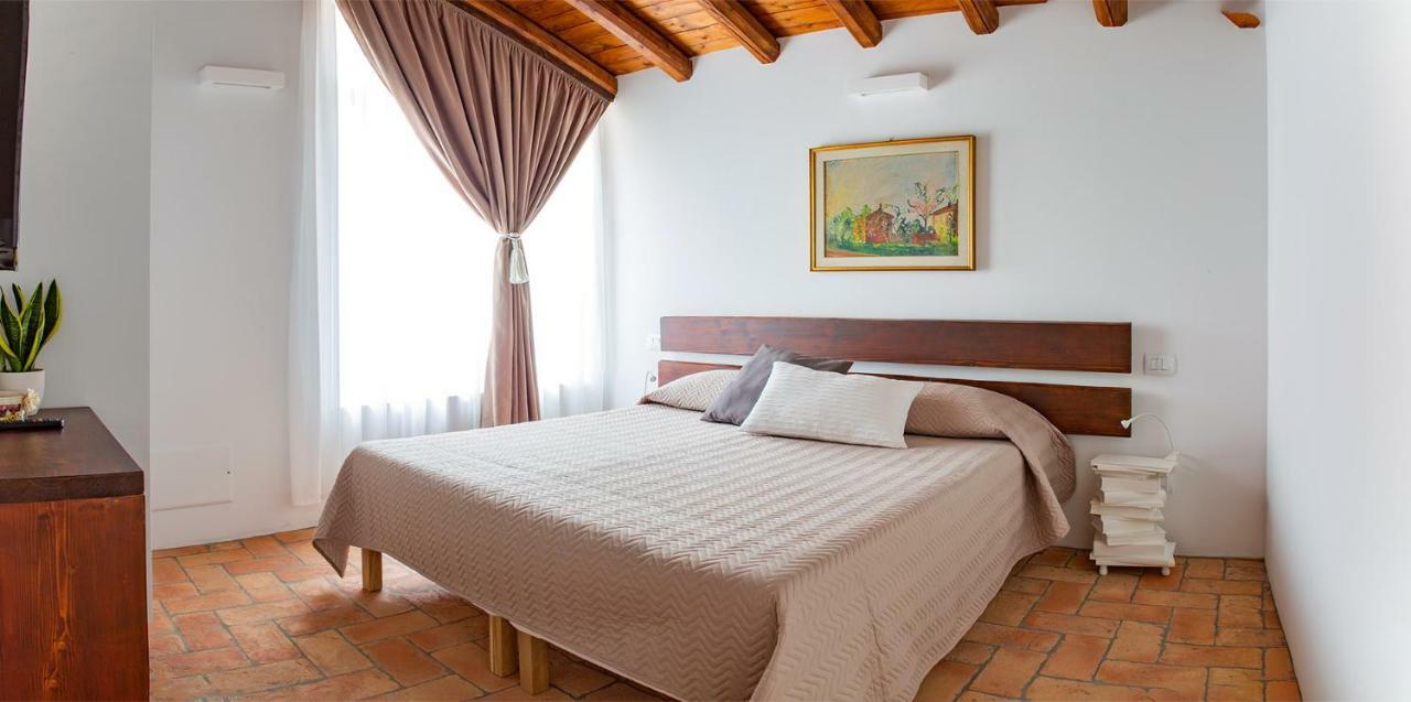 Cascina San Martino Bed & Breakfast Passirano Eksteriør bilde
