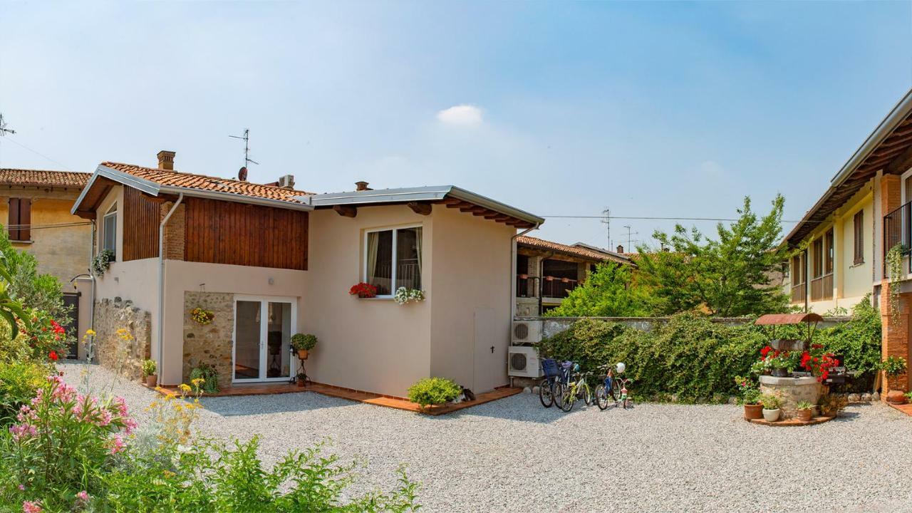 Cascina San Martino Bed & Breakfast Passirano Eksteriør bilde